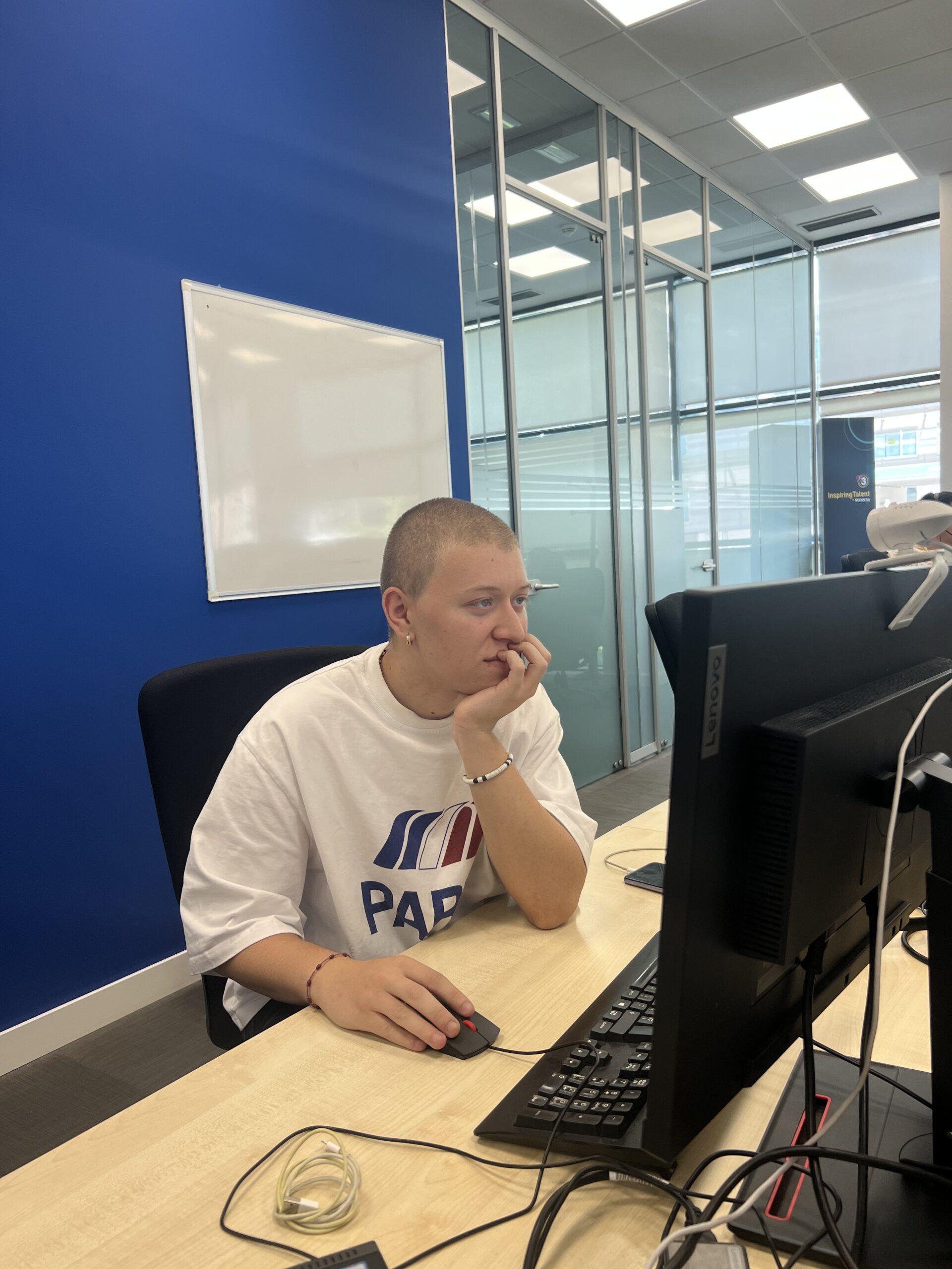 IMG_5549 Luis while working